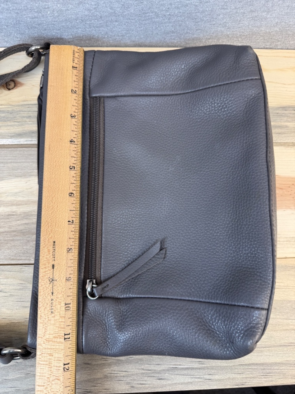 The Sak Melrose Gray Leather Shoulder Bag Adjustable Strap Exterior Pockets - Picture 9 of 12